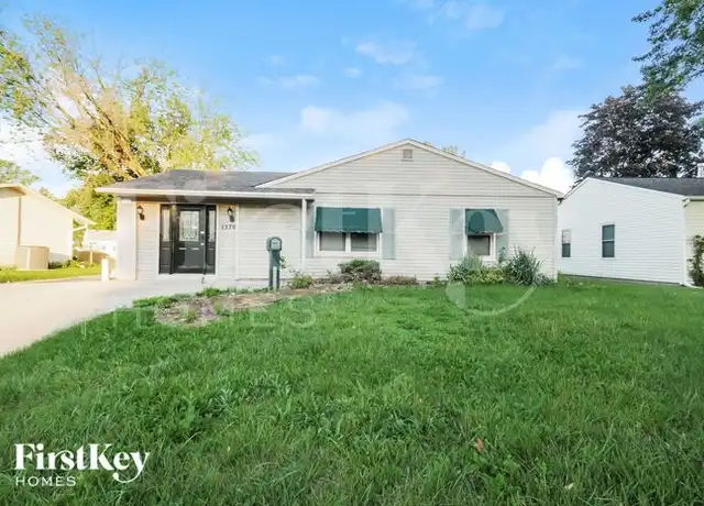 Property at 1370 Robinwood Dr, Aurora, IL, 60506, 3 beds, 1.5 baths, [object Object]