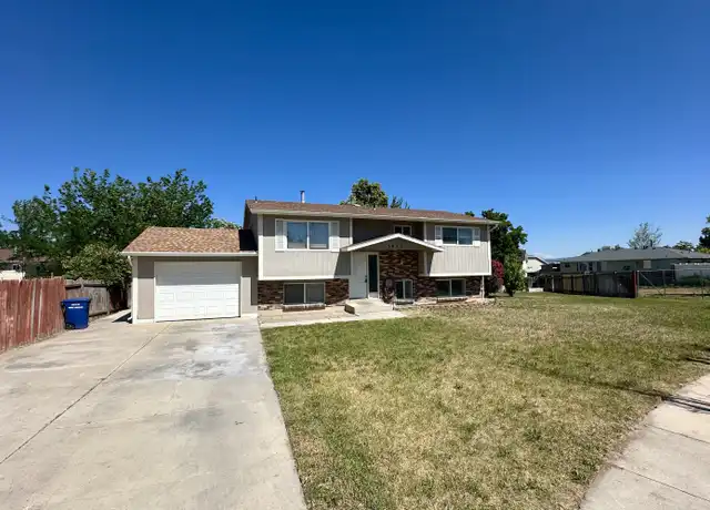 Property at 7685 S 2550 W, West Jordan, UT, 84084, 4 beds, 2 baths, [object Object]