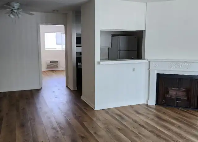 Property at 11925 Avon Way Unit 7, Los Angeles, CA, 90066, 1 bed, 1 bath, [object Object]