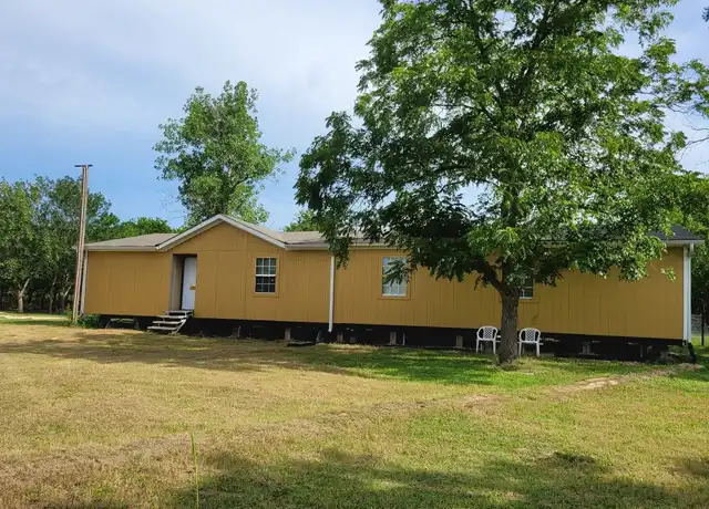Property at 175 Sandoval St, Buda, TX, 78610, 2 beds, 1 bath, [object Object]
