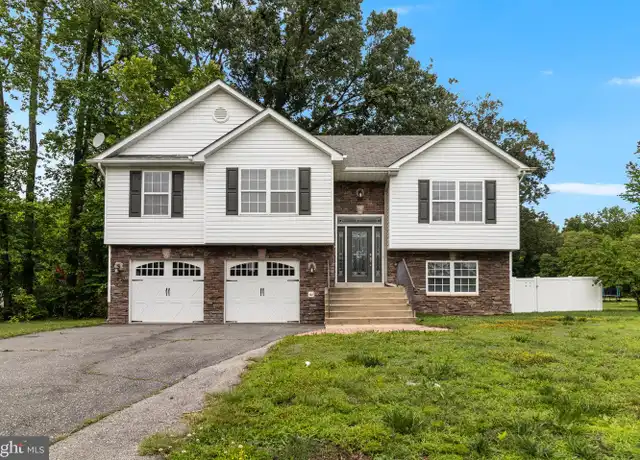 Property at 35530 Golf Course Dr, Mechanicsville, MD, 20659, 3 beds, 3 baths, [object Object]