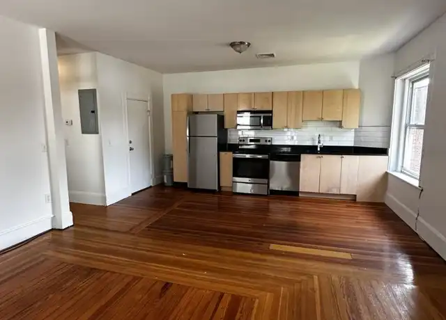 Property at 14 Lyndhurst St, Dorchester, MA, 02124, 2 beds, 1 bath, [object Object]