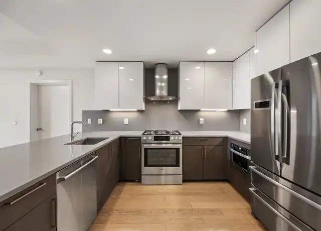 Property at 201 Marin Blvd #4040, Jersey City, NJ, 07302, 2 beds, 2 baths, [object Object]