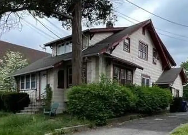 Property at 118 Atlantic St Unit 2, Hackensack, NJ, 07601, 3 beds, 1 bath, [object Object]