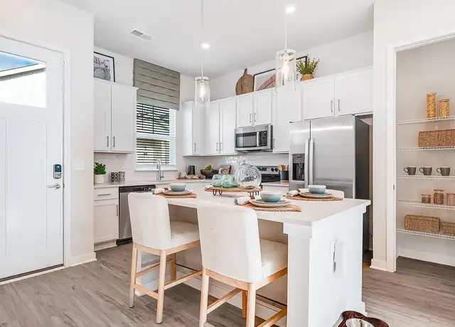 Property at Yardly City Park - 1511 Splash Pad Ct, Charlotte, NC, 28217, 1-2 bed, 1-2.5 bath, [object Object]