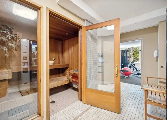 Property at Kenwood Gables - 700 Douglas Ave, Minneapolis, MN, 55403, 1-2 bed, 1-2.5 bath, [object Object]