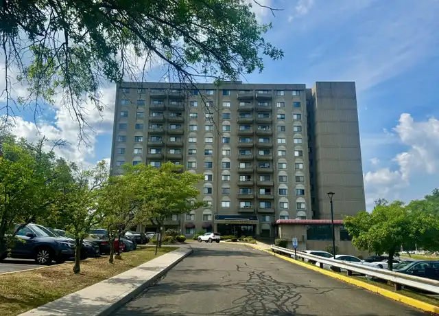Property at 111 Dekoven Dr #201, Middletown, CT, 06457, 2 beds, 2 baths, [object Object]