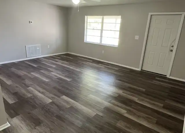 Property at 2147-2159 Franklin St Unit 2147, Fort Myers, FL, 33901, 2 beds, 1 bath, [object Object]