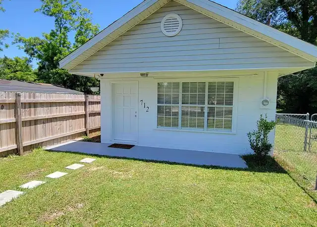 Property at 712 N 49th Ave, Pensacola, FL, 32506, 1 bed, 1 bath, [object Object]