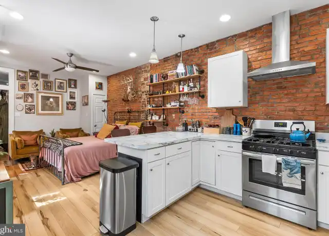 Property at 2314 E Cumberland St Unit 1R, Philadelphia, PA, 19125, 1 bed, 1 bath, [object Object]