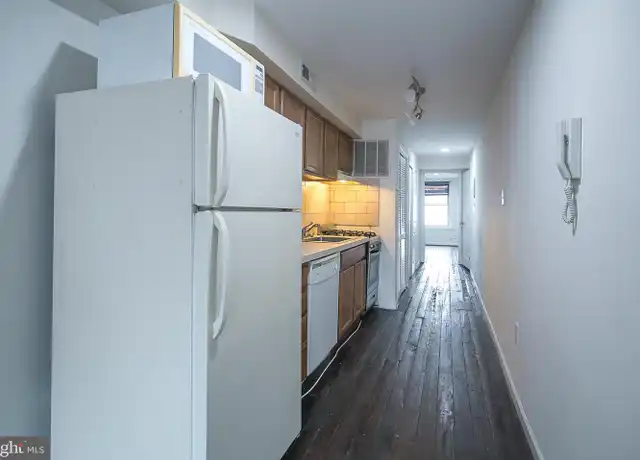 Property at 229 Market St Unit 3, Philadelphia, PA, 19106, 1 bed, 1 bath, [object Object]