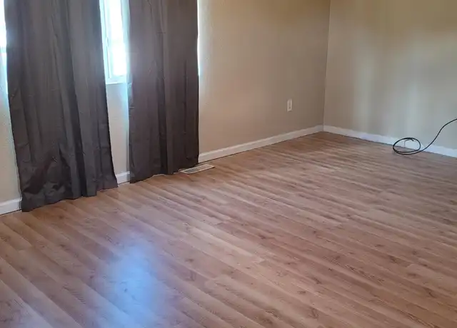 Property at 2 Briarwood Rd, Carterville, IL, 62918, 2 beds, 1 bath, [object Object]