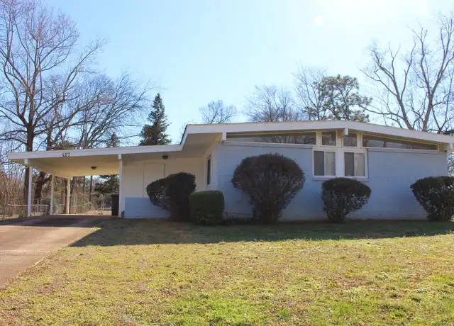 Property at 427 S Edgemont Cir NW, Huntsville, AL, 35811, 3 beds, 2 baths, [object Object]
