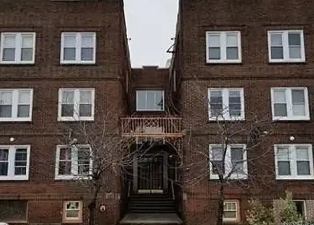 Property at 240 William St Unit 2F, Bridgeport, CT, 06608, 2 beds, 1 bath, [object Object]