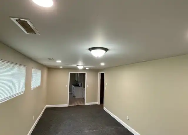 Property at 6 John St Unit 1, Haverhill, MA, 01830, 2 beds, 1 bath, [object Object]