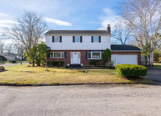Property at 46 Bieselin Rd, Bellport, NY, 11713, 4 beds, 1.5 baths, [object Object]