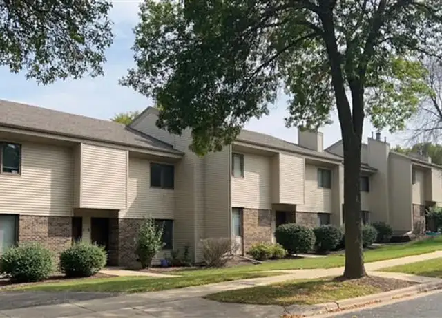 Photo of 6801 Chester Dr, Madison, WI 53719