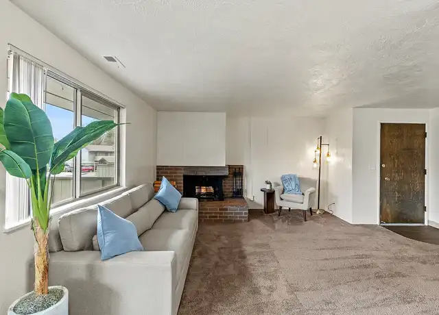 Property at The Woodlands - 555 Coburg Rd, Eugene, OR, 97401, 2 beds, 1.5 baths, [object Object]