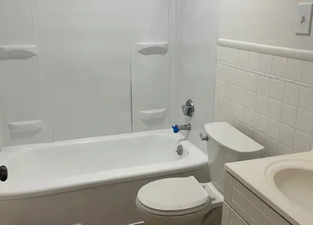 Property at 56 Shady Lane Ave, Shrewsbury, MA, 01545, 4 beds, 1 bath, [object Object]