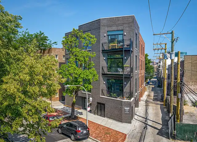 Property at 1050 W. Cornelia - 1050 W Cornelia Ave, Chicago, IL, 60657, 1 bed, 1 bath, [object Object]