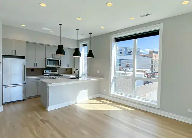 Property at 1050 W. Cornelia - 1050 W Cornelia Ave, Chicago, IL, 60657, 1 bed, 1 bath, [object Object]