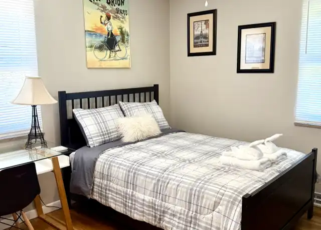 Property at 6113 Foote Mineral Ln Unit 2, Knoxville, TN, 37923, 1 bed, 1.5 baths, [object Object]