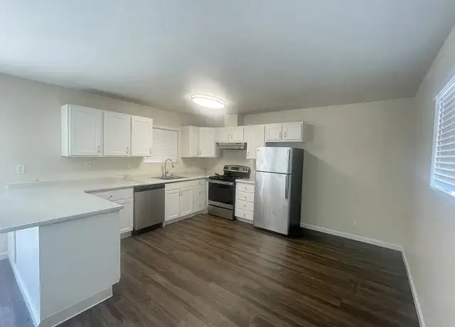 Photo of 16001 Liberty St, San Leandro, CA 94578