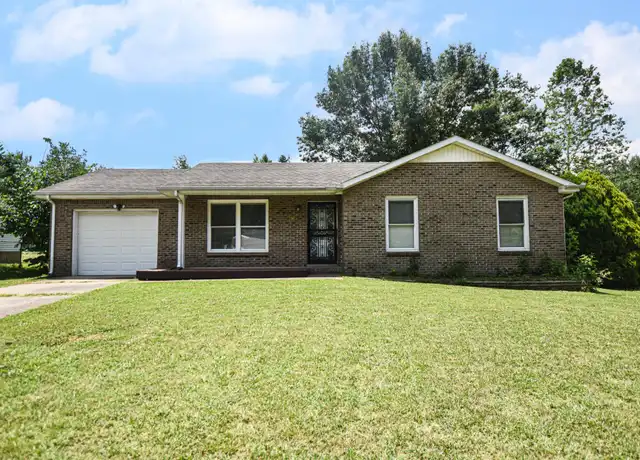 Property at 216 Bob White Dr, Clarksville, TN, 37042, 3 beds, 1.5 baths, [object Object]