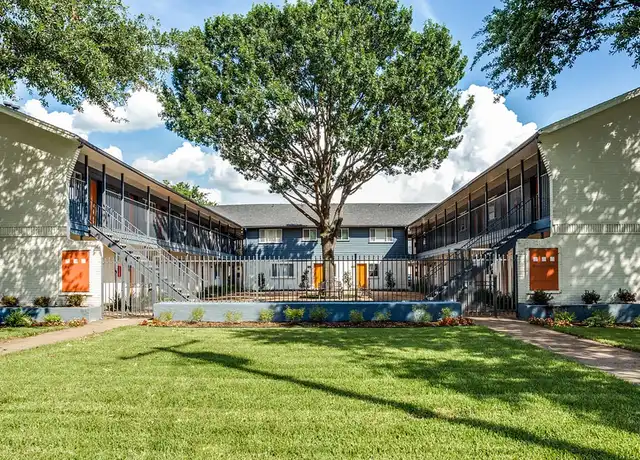 Property at Reiger Park Apartments - 4618 Reiger Ave, Dallas, TX, 75246, 1 bed, 1 bath, [object Object]