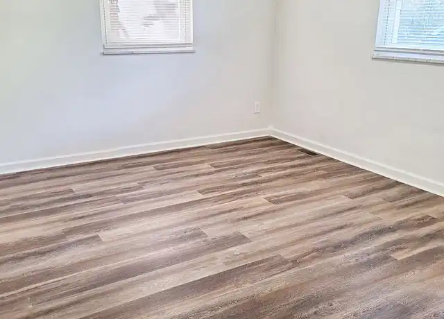 Property at 275 Medford St Unit 275-2, Dayton, OH, 45410, 2 beds, 1 bath, [object Object]