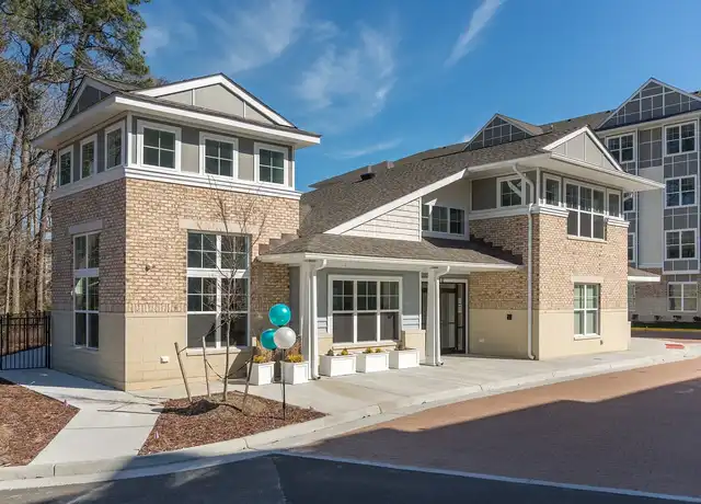 Property at Diamond North Apartments - 1350 Sapphire Dr, Virginia Beach, VA, 23455, 1-3 bed, 1-2 bath, [object Object]