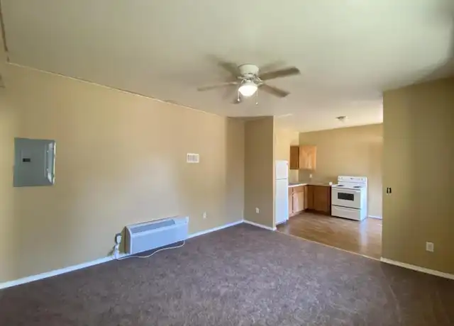 Property at 224 S D St Unit 2C, Muskogee, OK, 74403, 2 beds, 1 bath, [object Object]