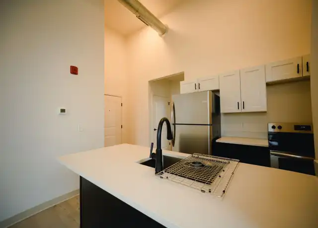 Property at 350 N Main St Unit 3B, Frankfort, IN, 46041, 1 bed, 1 bath, [object Object]