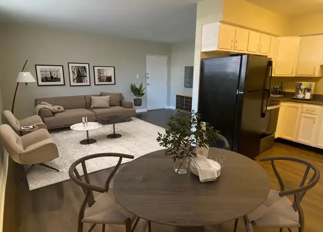 Property at 4554 Winthrop Ave Unit 919-2, Indianapolis, IN, 46205, 2 beds, 1 bath, [object Object]