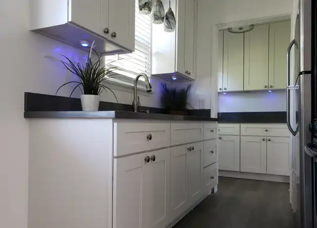 Property at 6129 S Victoria Ave Unit 7, Los Angeles, CA, 90043, 1 bed, 1 bath, [object Object]