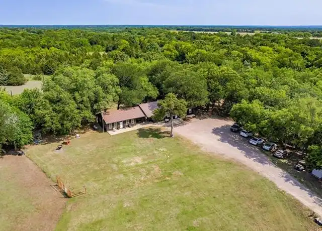 Property at 141 Oppossum Trl Unit 2, Knollwood, TX, 75092, 3 beds, 2 baths, [object Object]