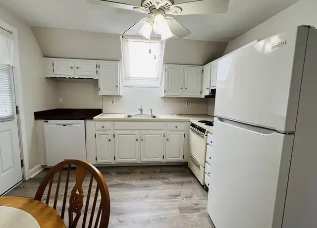 Property at 153A Belmont St Unit 2, Everett, MA, 02149, 1 bed, 1 bath, [object Object]