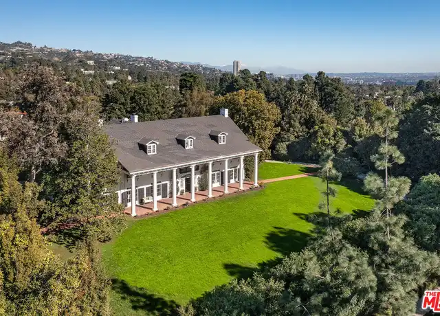 Property at 1006 N Crescent Dr, Beverly Hills, CA, 90210, 10 beds, 7.5 baths, [object Object]