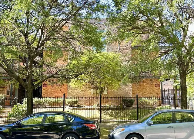 Property at 4616 N Beacon St Unit 2C, Chicago, IL, 60640, 1 bed, 1 bath, [object Object]