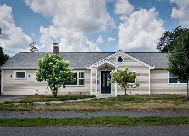 Photo of 28 Charles St, Natick, MA 01760
