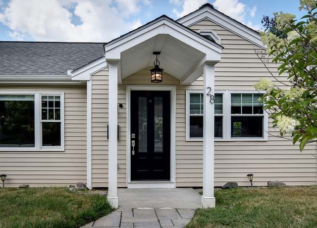 Photo of 28 Charles St, Natick, MA 01760