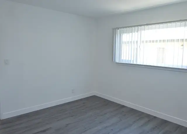 Photo of 13613 Lemoli Ave, Hawthorne, CA 90250