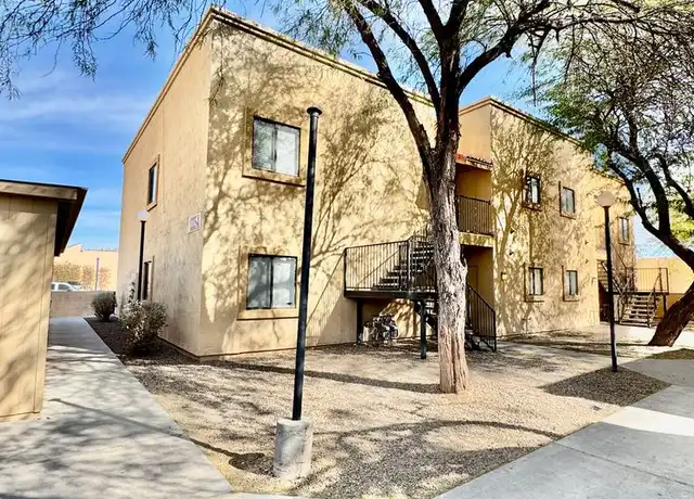 Property at 1205 E Greenlee Rd Unit Greenlee1205-04, Tucson, AZ, 85719, 3 beds, 2.5 baths, [object Object]