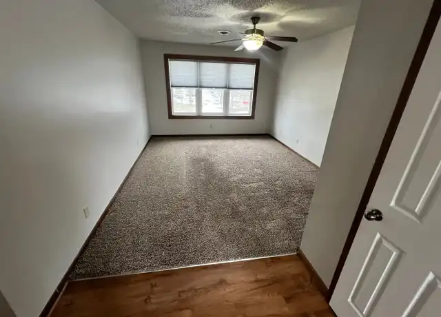 Property at 4605 Ontario St Unit 6, Ames, IA, 50014, 3 beds, 1 bath, [object Object]