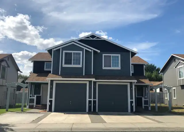 Property at 2107 Yellowstone St Unit B, Ellensburg, WA, 98926, 3 beds, 2.5 baths, [object Object]