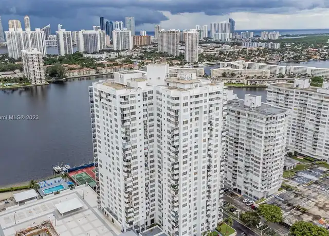 Property at 2750 NE 183rd St, Aventura, FL, 33160, 1 bed, 1 bath, [object Object]