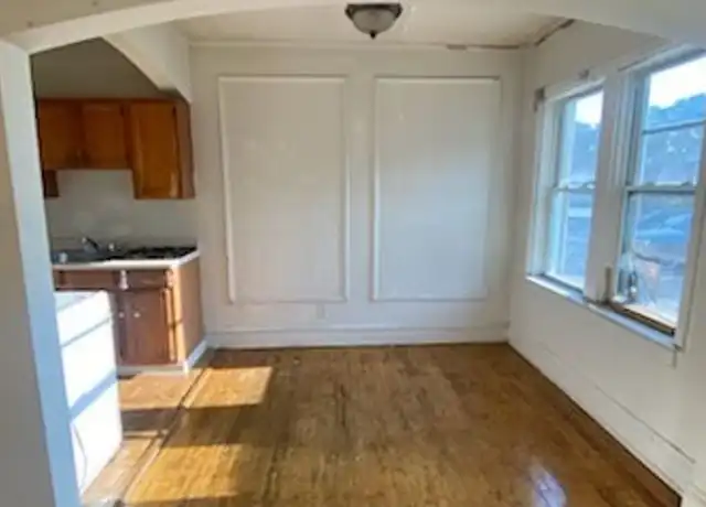 Property at 2319 W Michigan St Unit 107, Milwaukee, WI, 53233, 1 bed, 1 bath, [object Object]