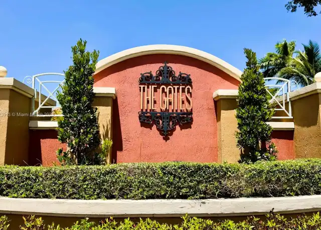 Property at 6202 NW 115th Pl #329, Doral, FL, 33178, 3 beds, 2.5 baths, [object Object]