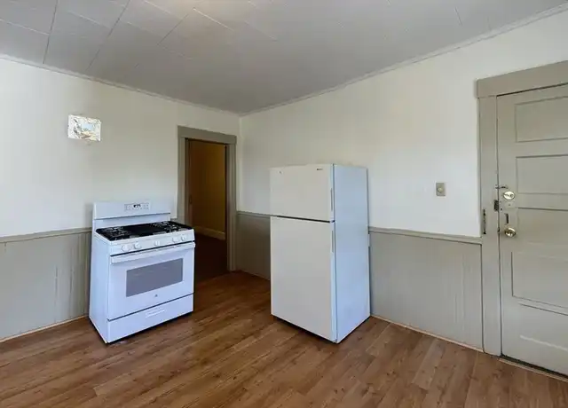Property at 4 Thenius St Unit 3, Worcester, MA, 01607, 1 bed, 1 bath, [object Object]