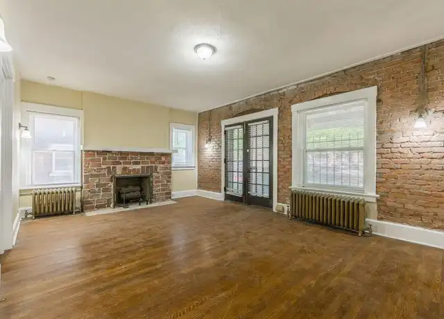 Property at 3525 Central St, Kansas City, MO, 64111, 1 bed, 1 bath, [object Object]